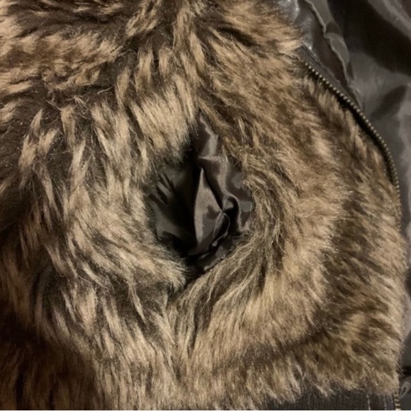 Dollhouse outerwear vest - Picture 4 of 5